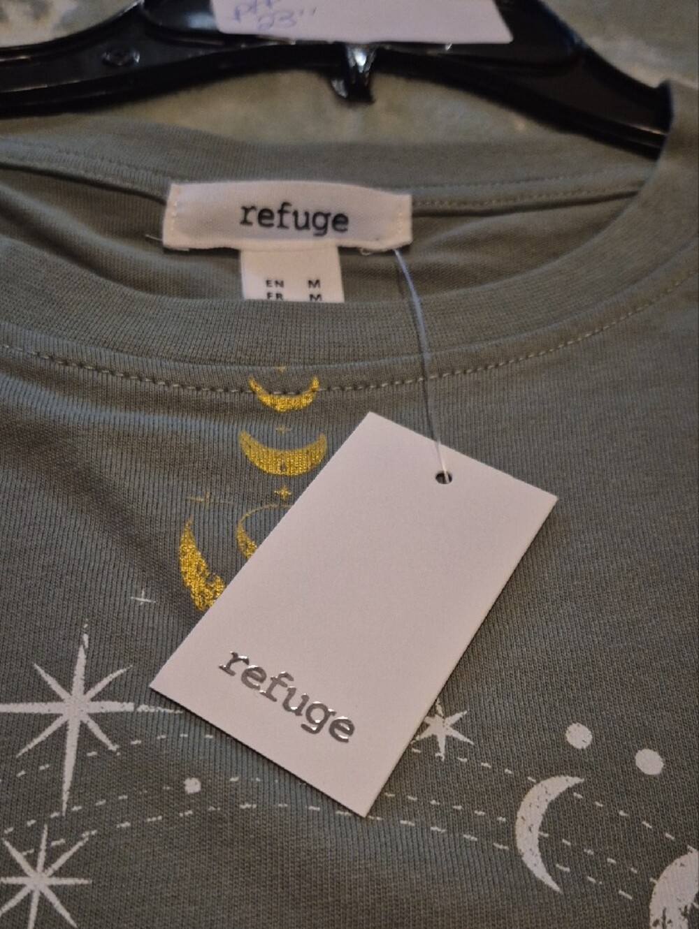 Refuge Sage Green Stars And Moon T-shirt Ptp 23" - Picture 3 of 6